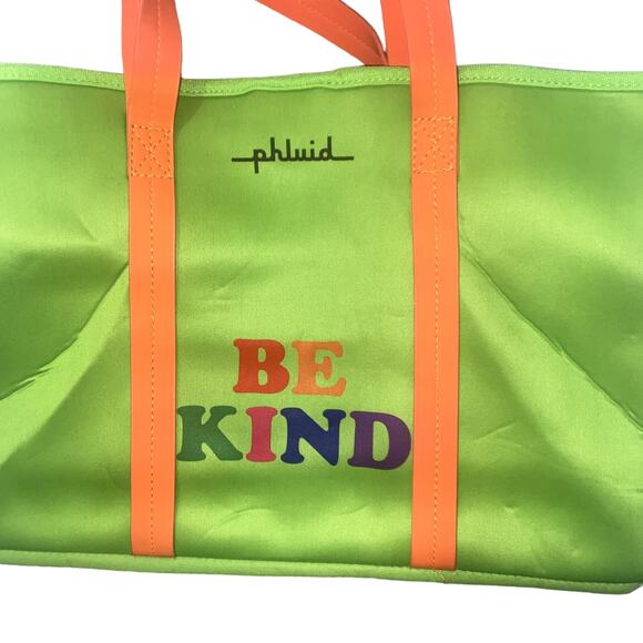 The Phluid Project Be Kind Tote Bag Overnight Green NWT - Picture 2 of 4